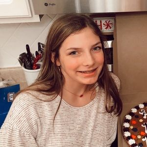 Meet your Posher, Brooke